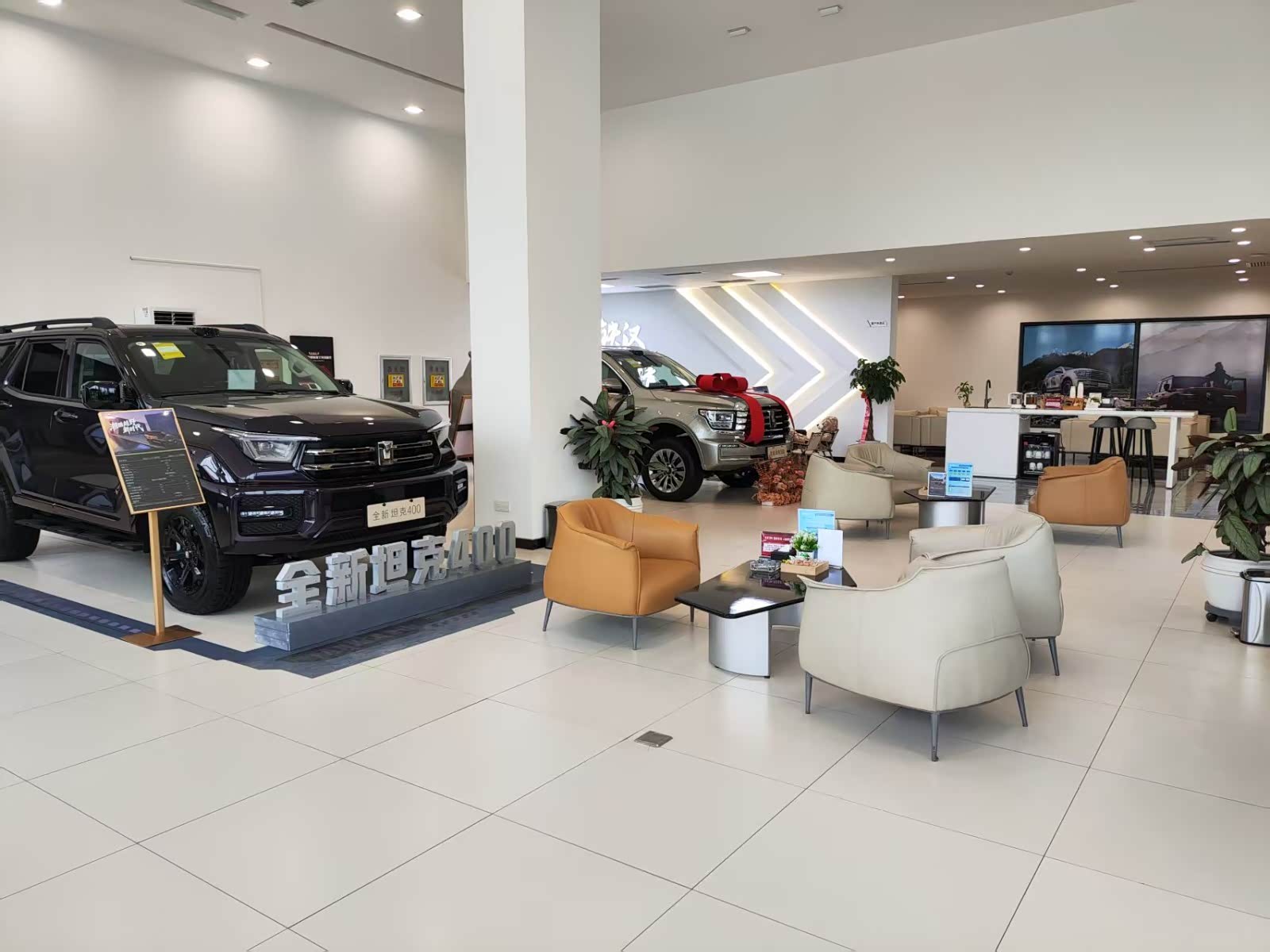 新车展示区