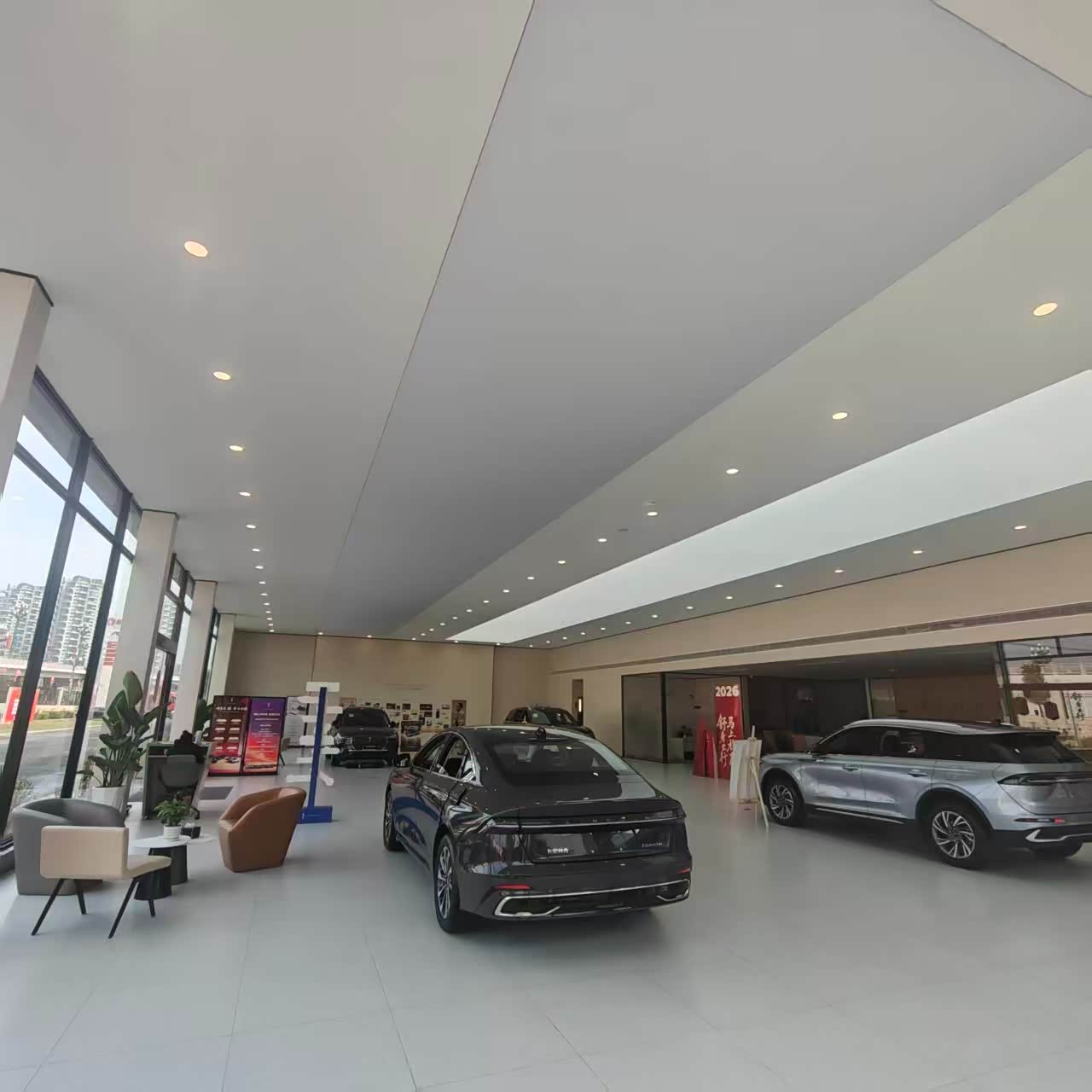 新车展示区