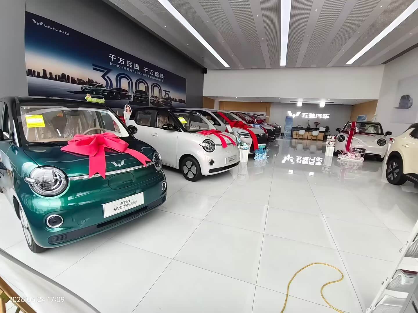 新车展示区