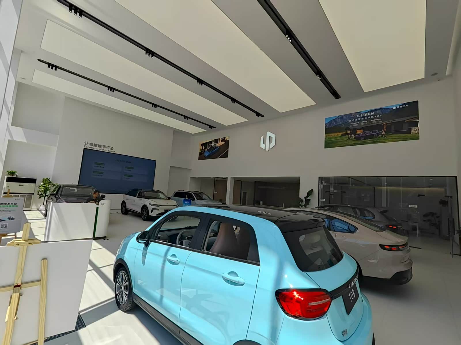 新车展示区