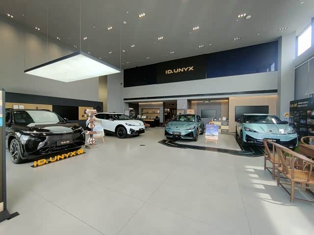 新车展示区