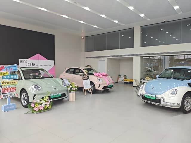 新车展示区
