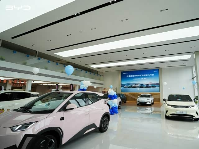 新车展示区