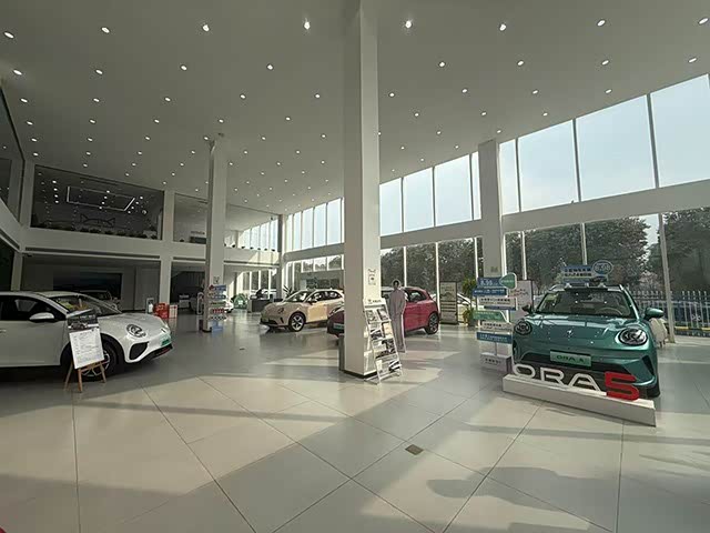 新车展示区