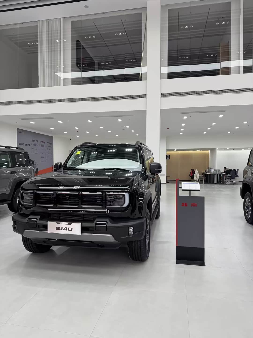 新车展示区