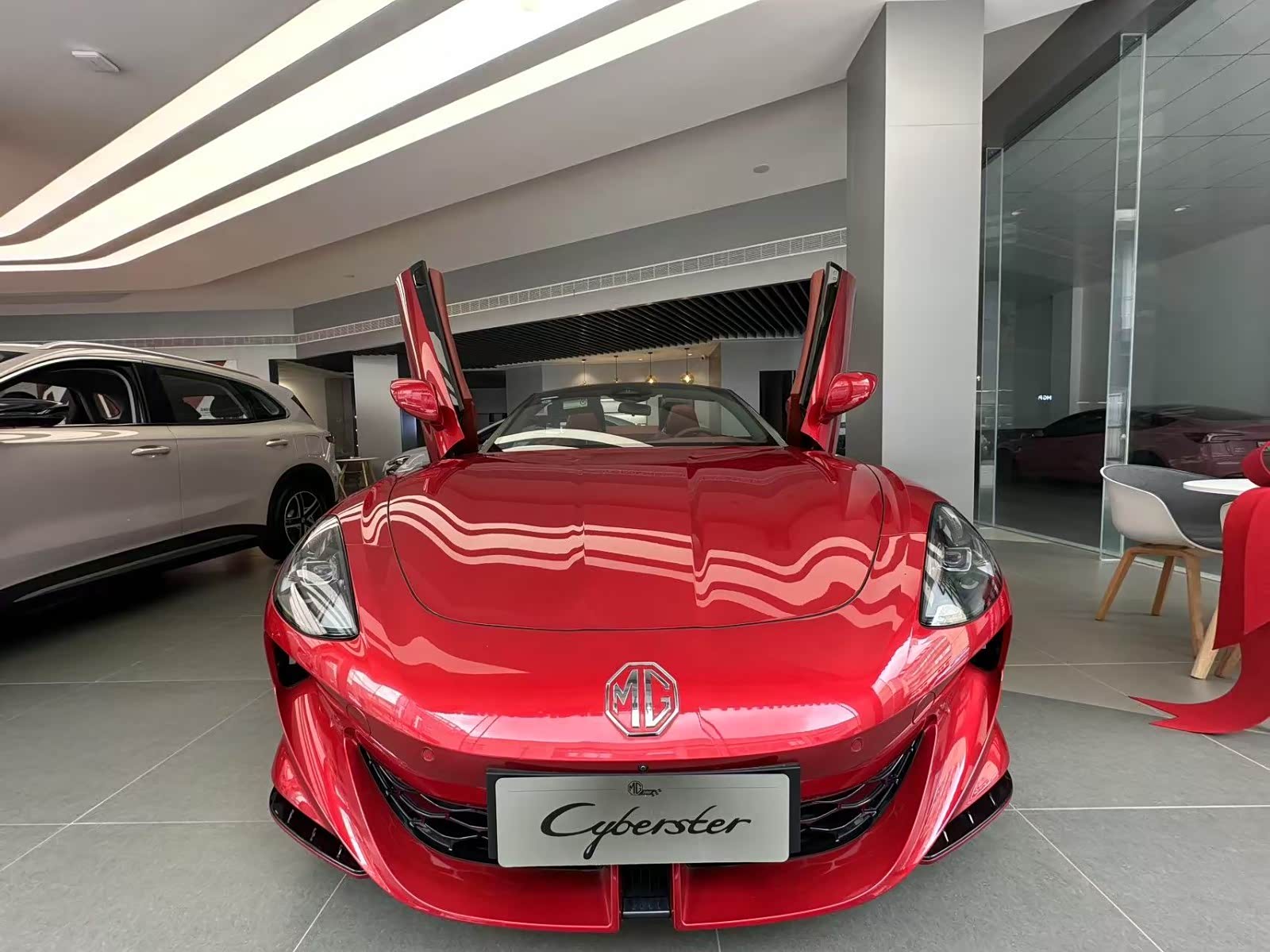 新车展示区