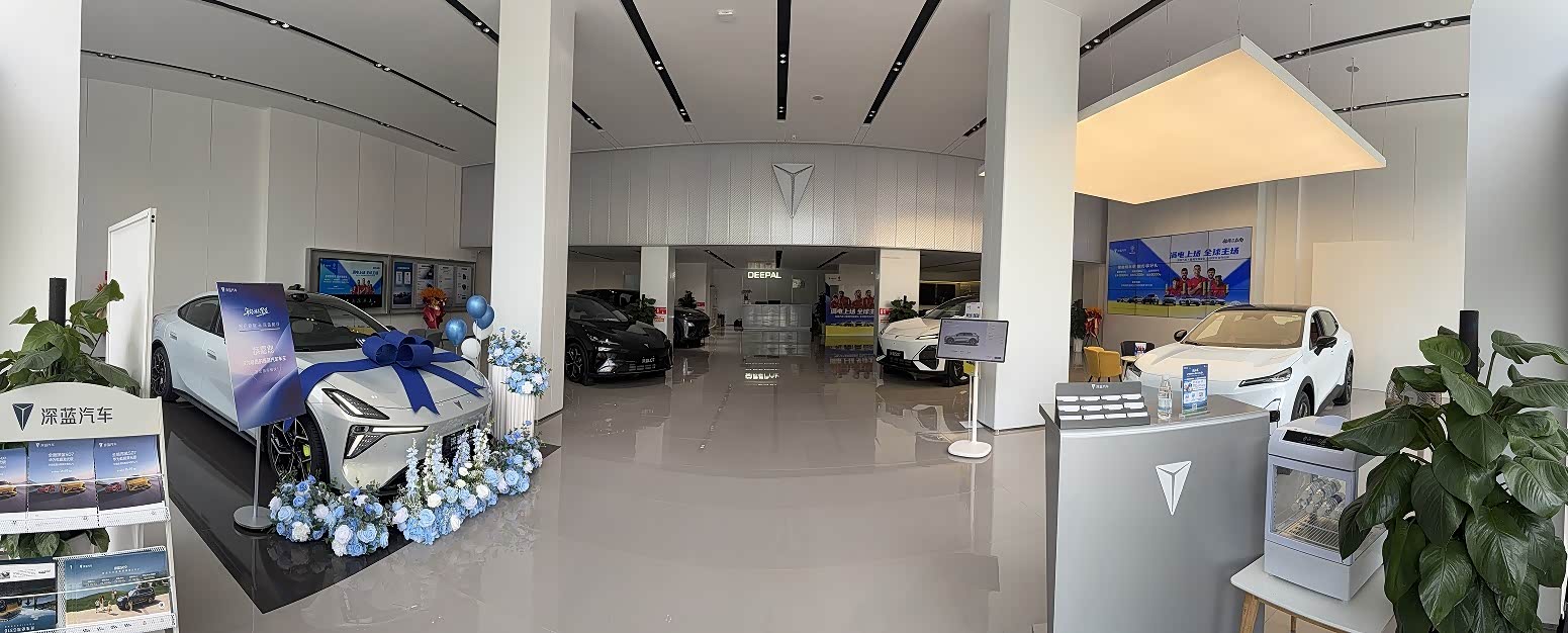 新车展示区
