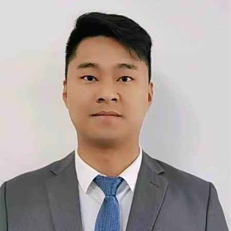 杨新钰