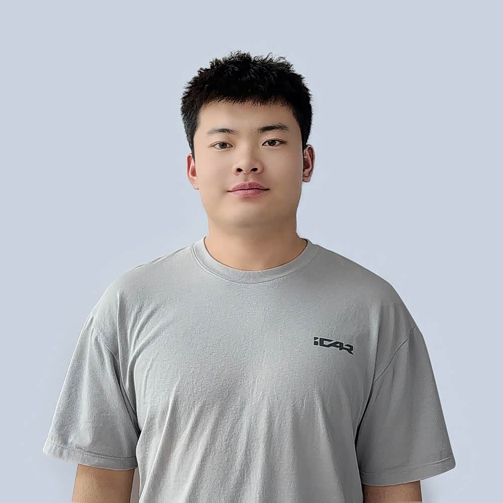 李鑫