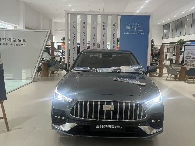 新车展示区
