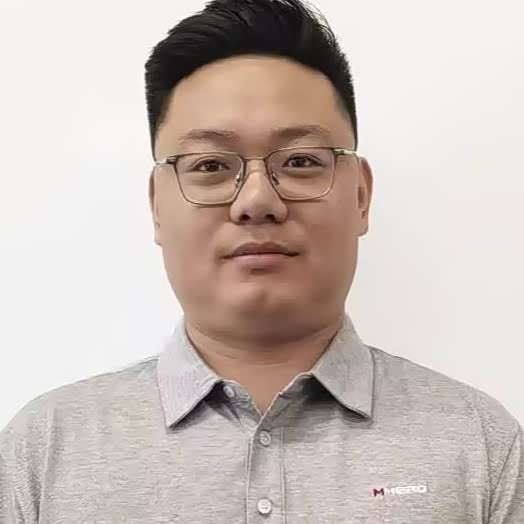 靳超凡