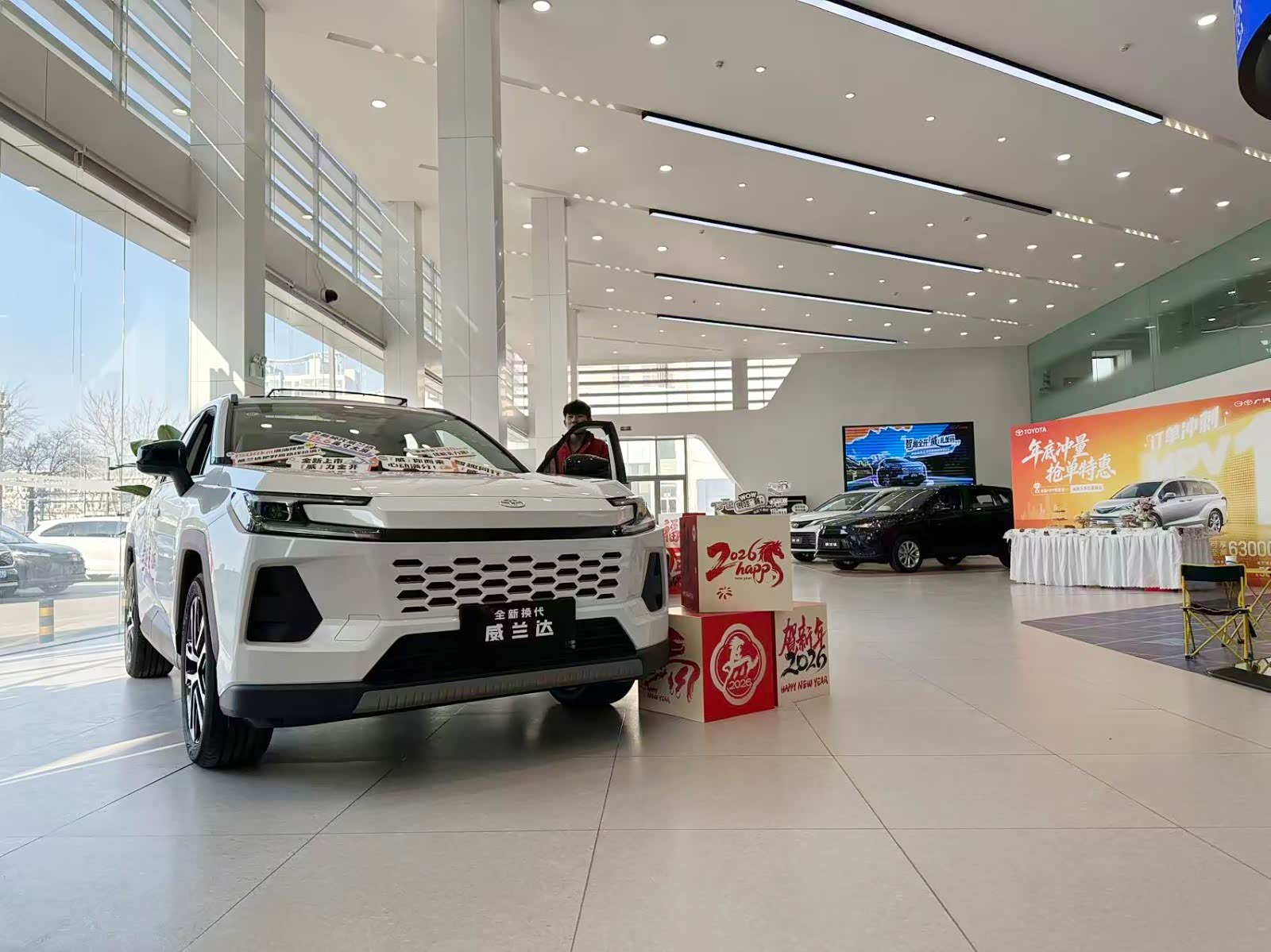 新车展示区