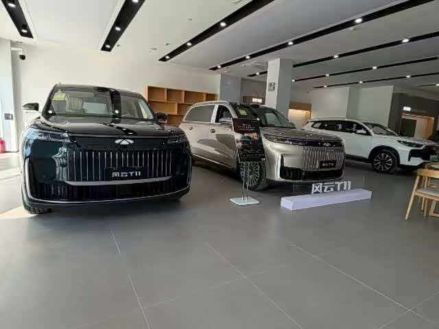 新车展示区