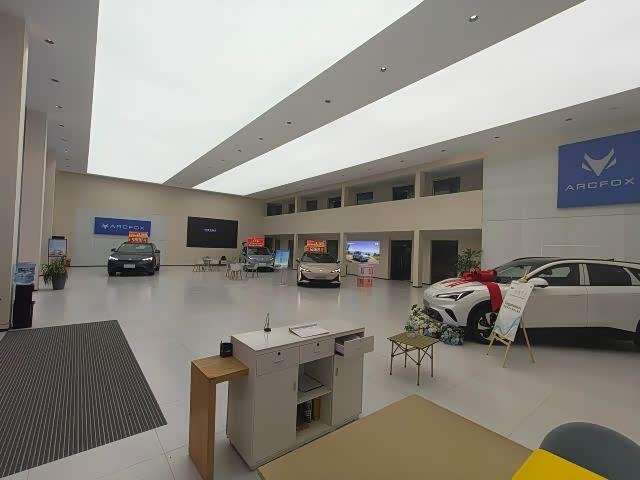 新车展示区