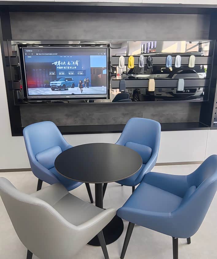 新车展示区