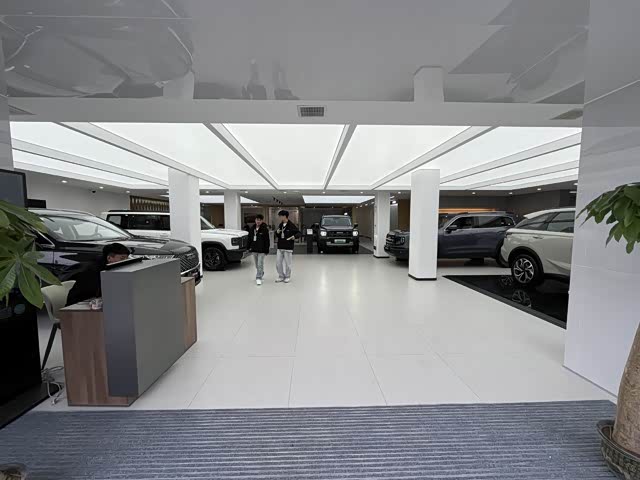 新车展示区