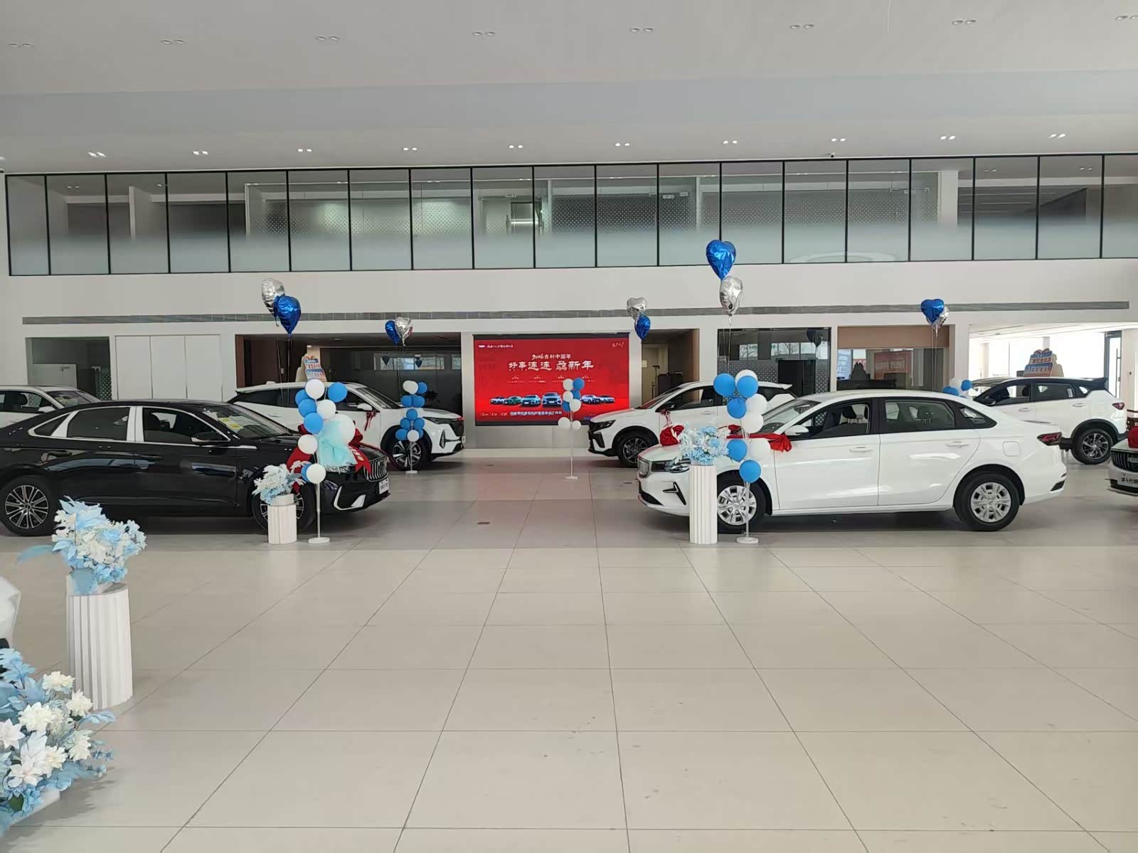新车展示区