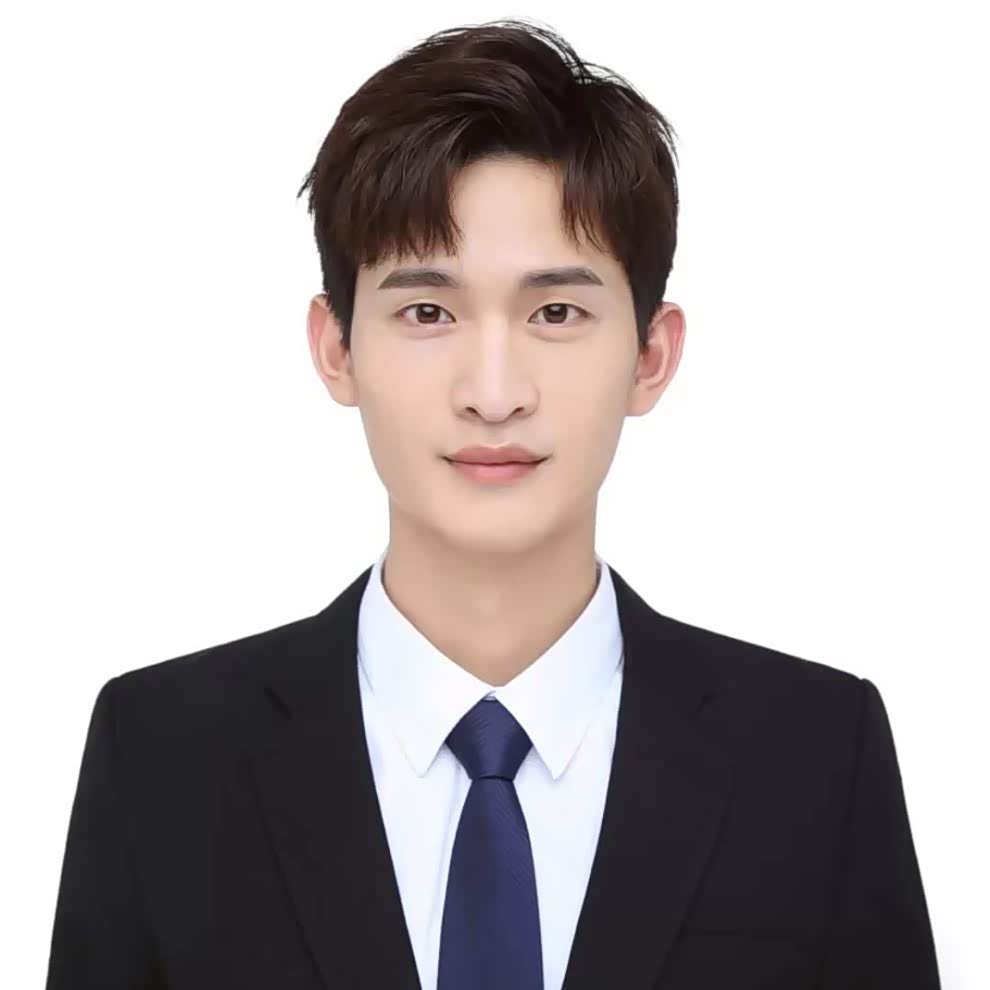 李昱男