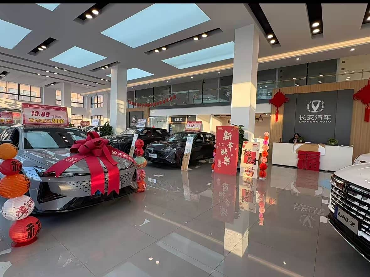 新车展示区