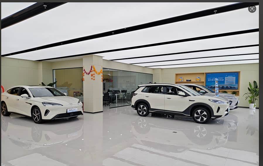 新车展示区