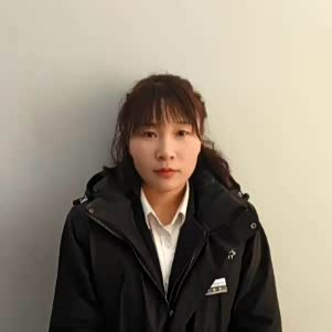 彭成成