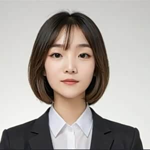 汤靖