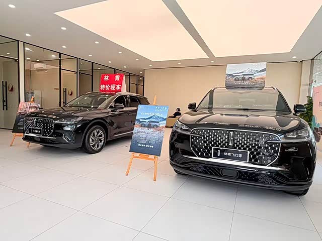 新车展示区