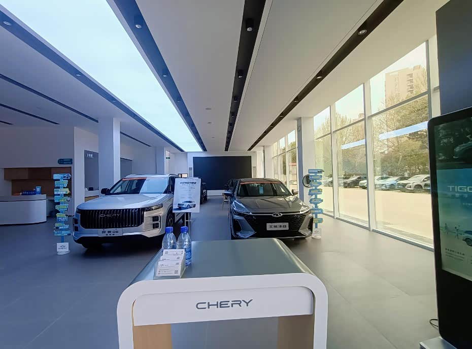新车展示区