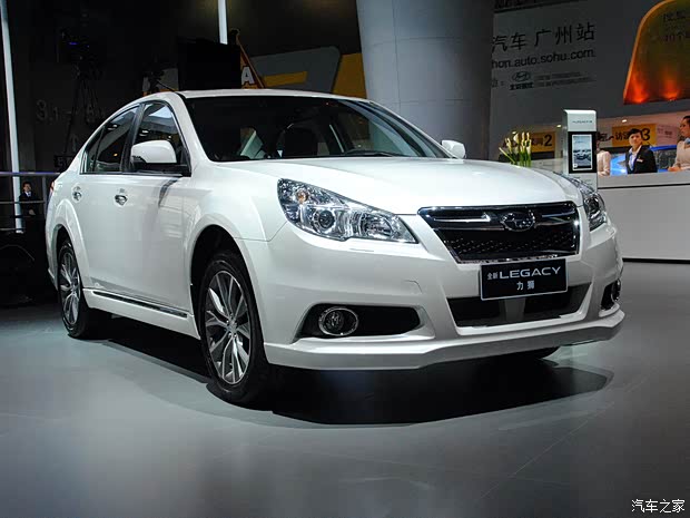 【小知识:汽车三角警示牌到底该怎么用_台州众