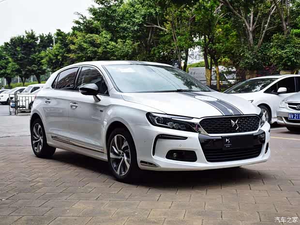 (万元) 优惠金额 (万元) 裸车价 (万元) 参考总价 (万元) 优惠条件 ds