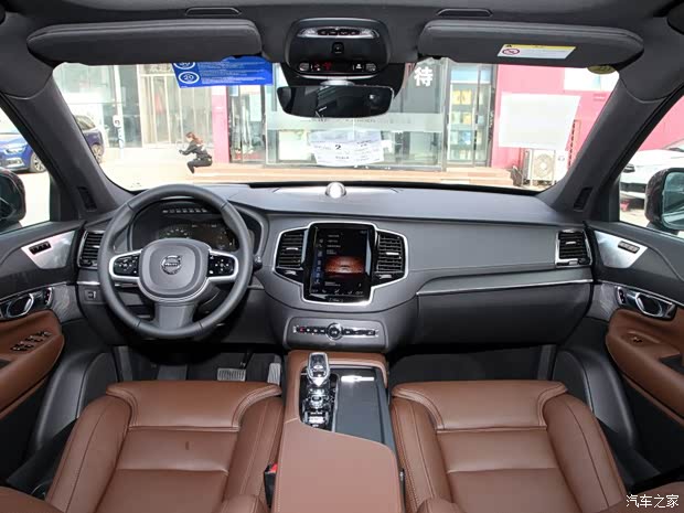 选择沃尔沃xc90只因它低调豪华有内涵