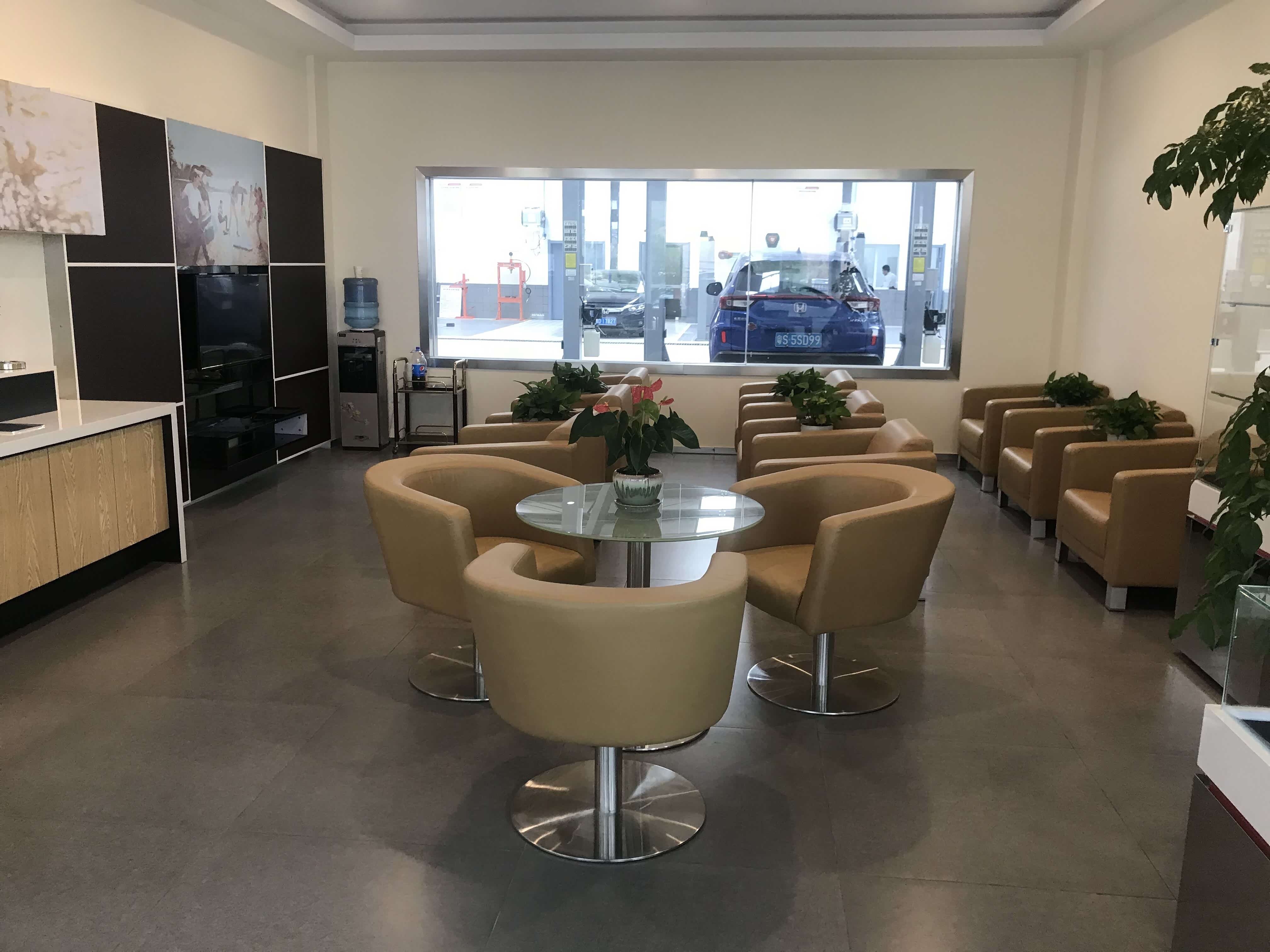 东风本田盛昌4s店 休息区