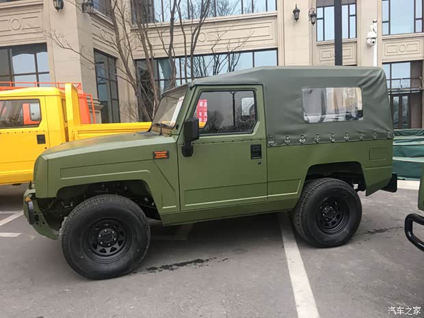 勇士双排越野货车火爆预定中9.68万