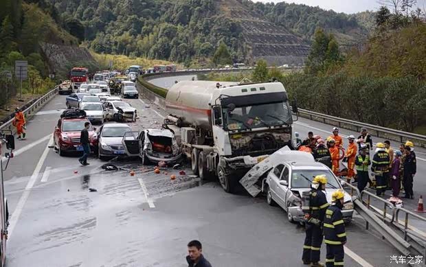【图】新手拿到驾照一年之内不能上高速!