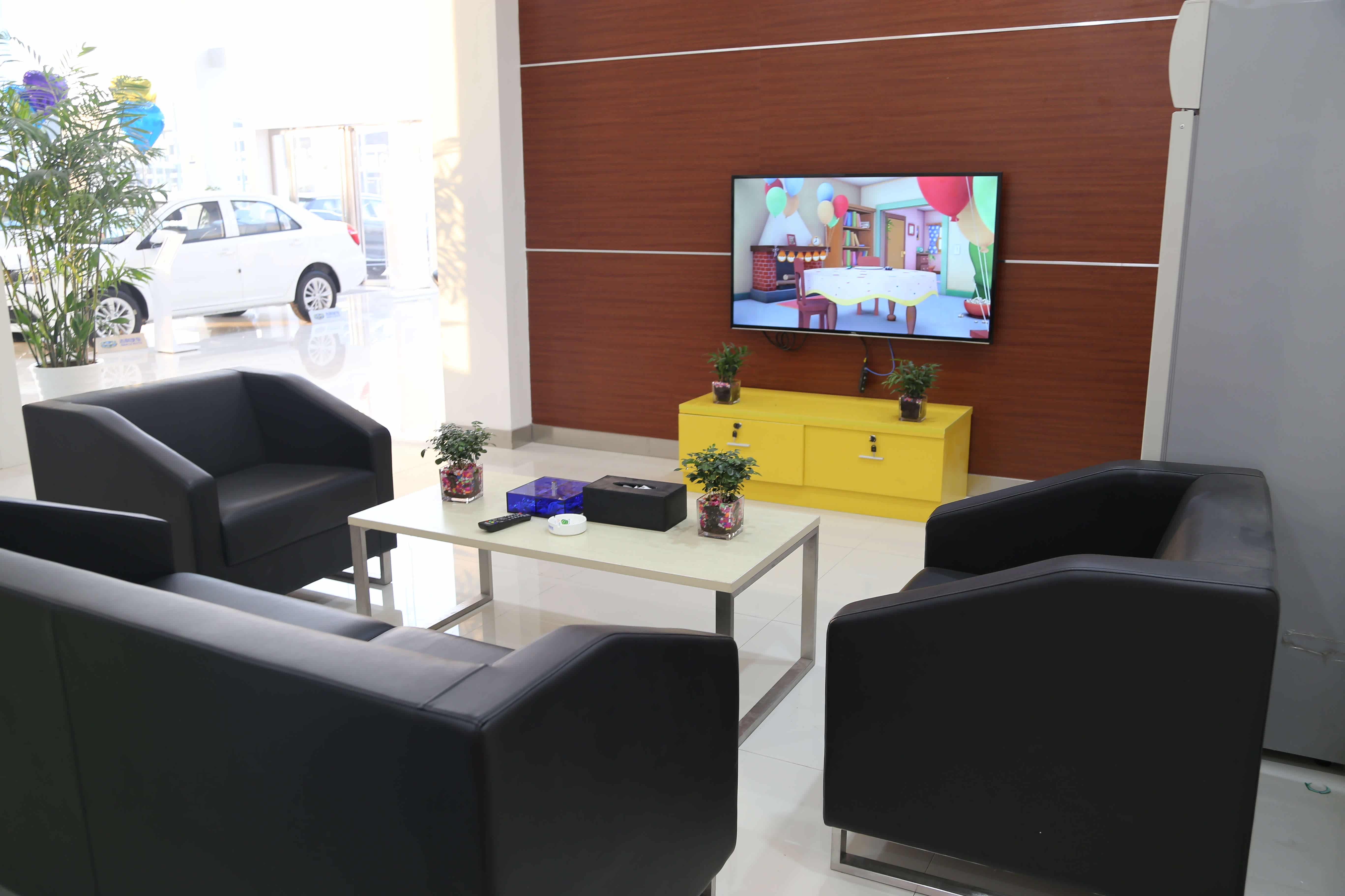 吉利汽车汉中润峰4s店 接待区