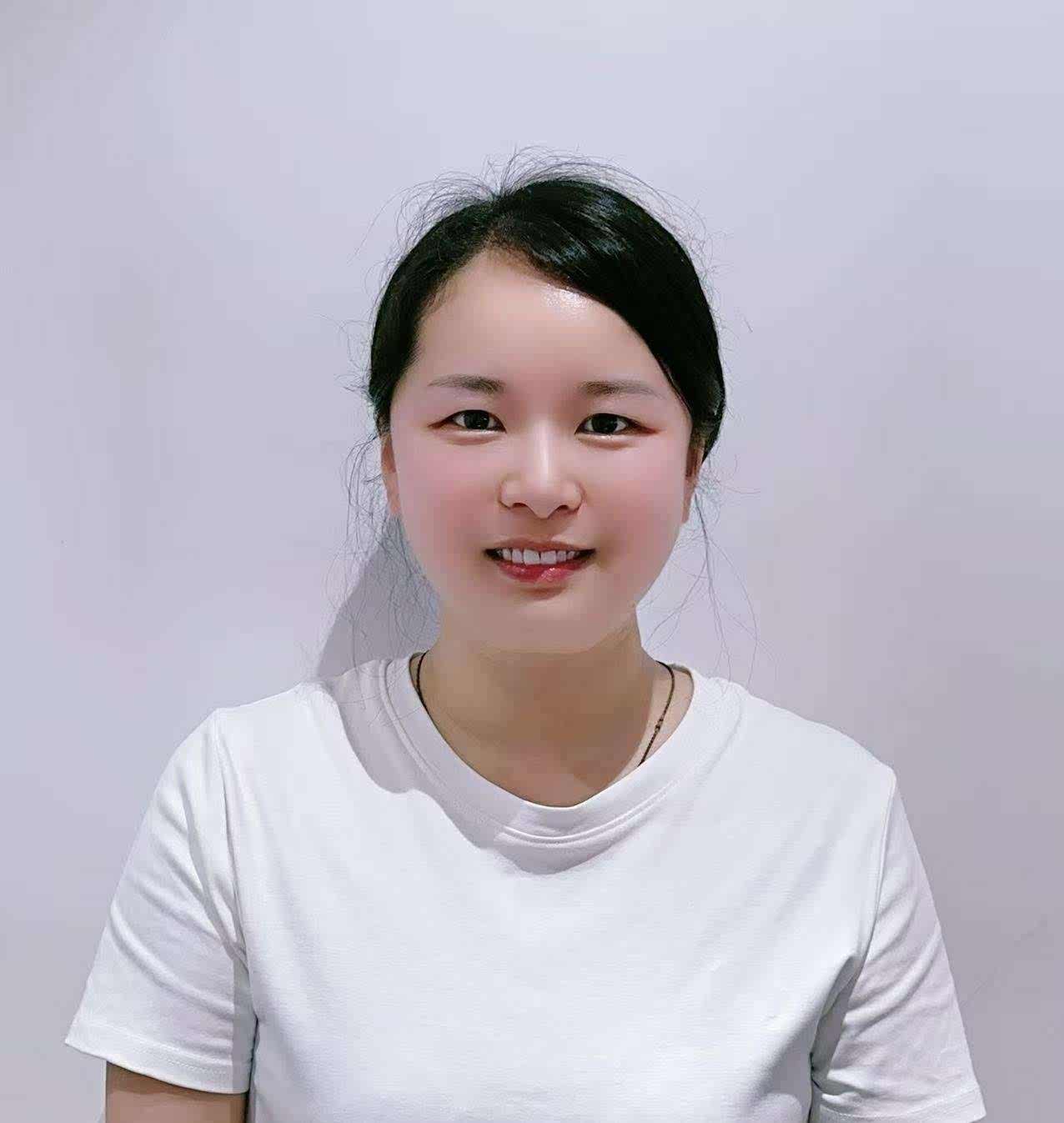 邹丽娜