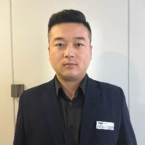 闫凌霄