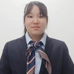 潘田田