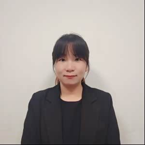 罗红