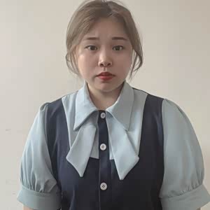 任怡