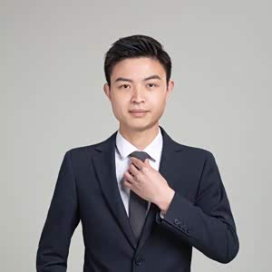 何毅