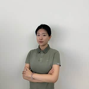 贾子怡