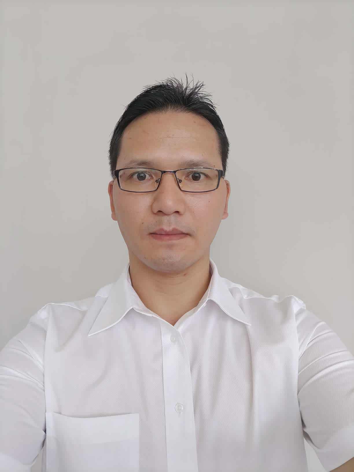 吴振