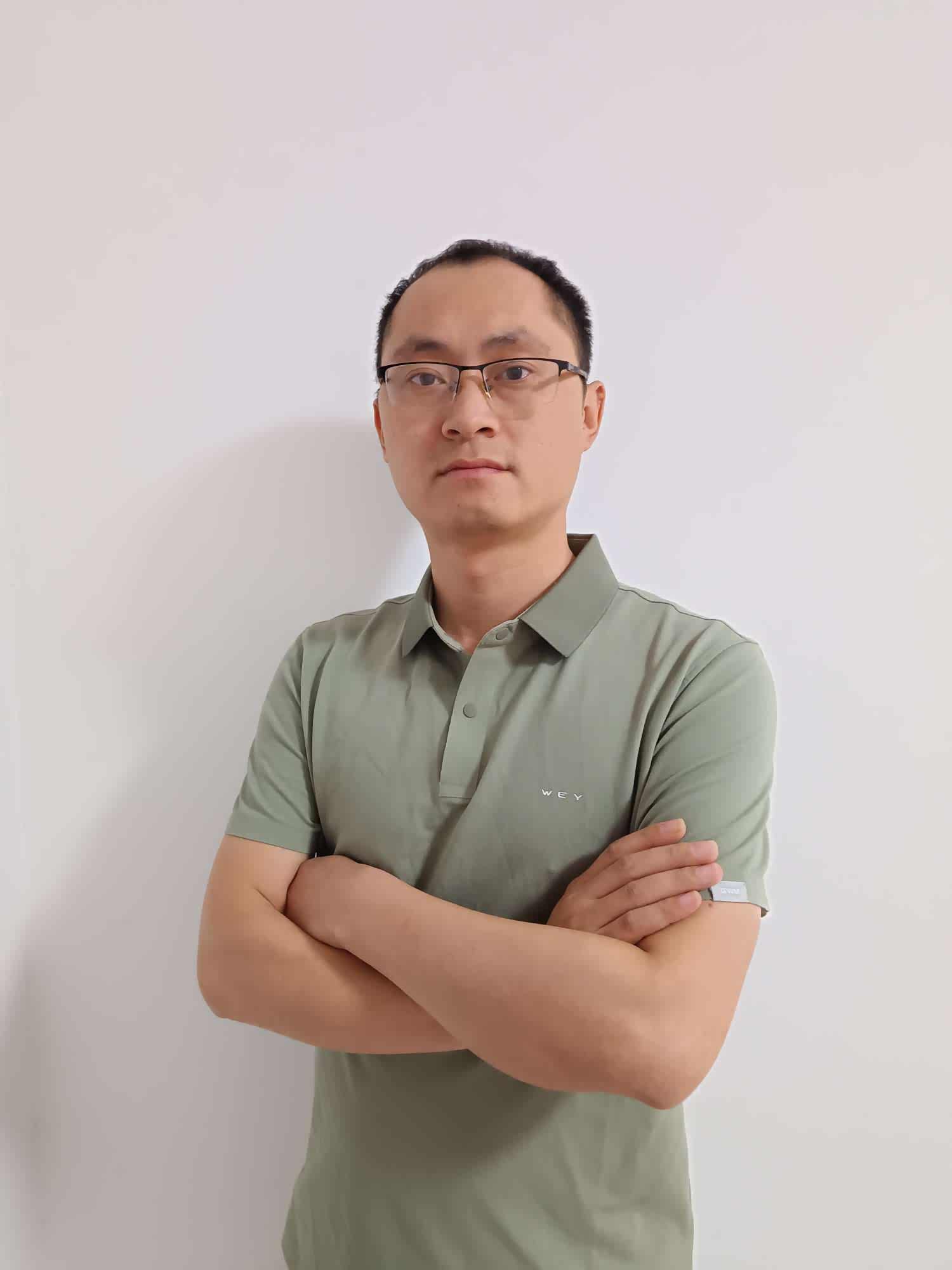 李强
