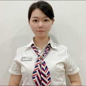 邓静仪
