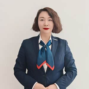 王立群