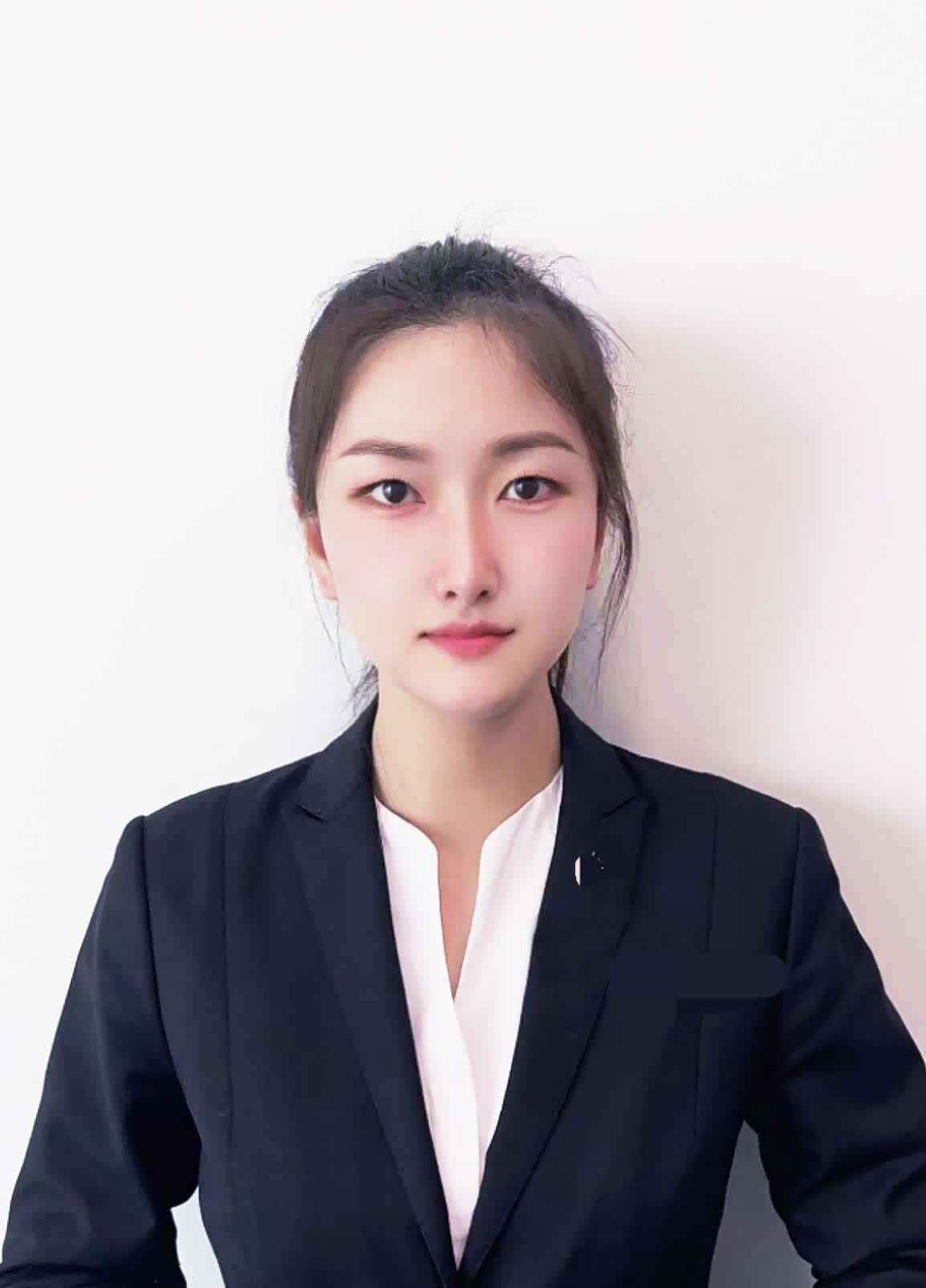 金牌销售李昕翼