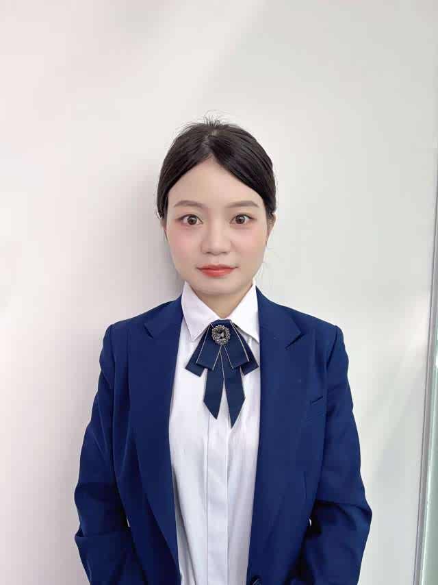李芸